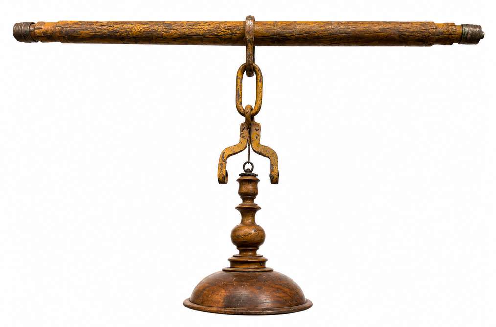 The Chandelier - Yellow Balance — view 2